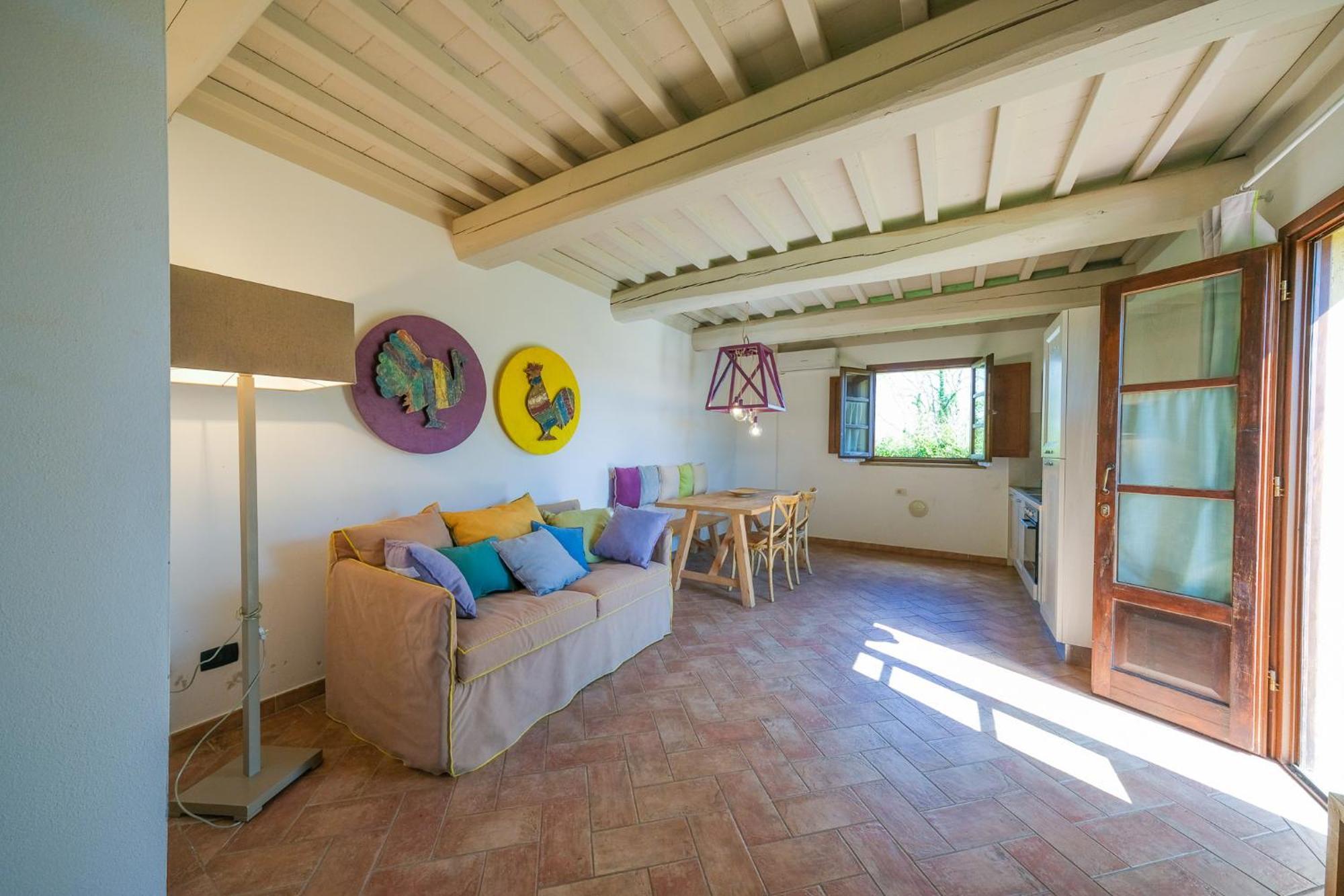 San Ruffino Apartments Lari Exterior photo