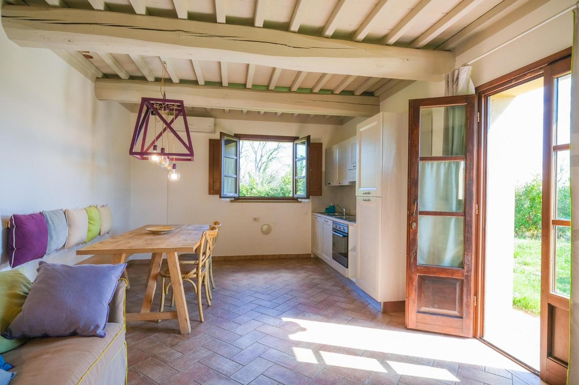 San Ruffino Apartments Lari Exterior photo